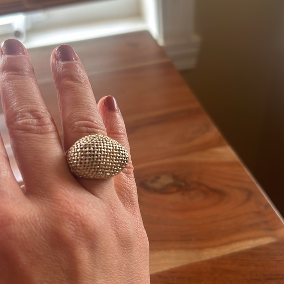 Really nice dome meshed ring! - Picture 3 of 4